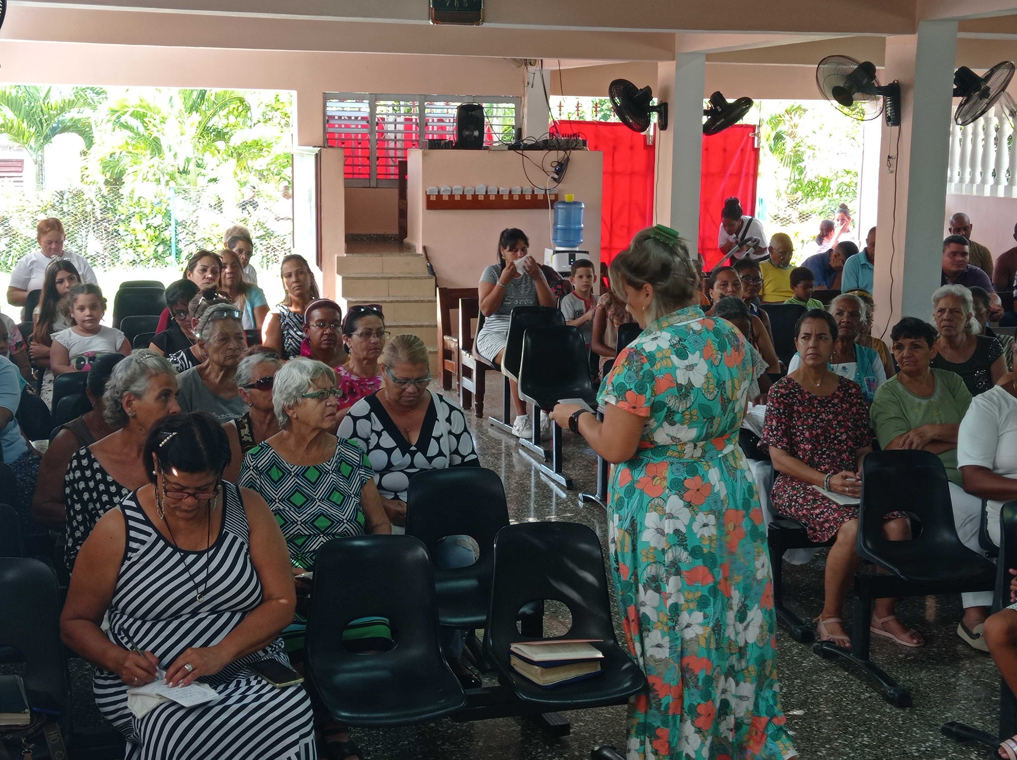 Ministerio de Damas 2